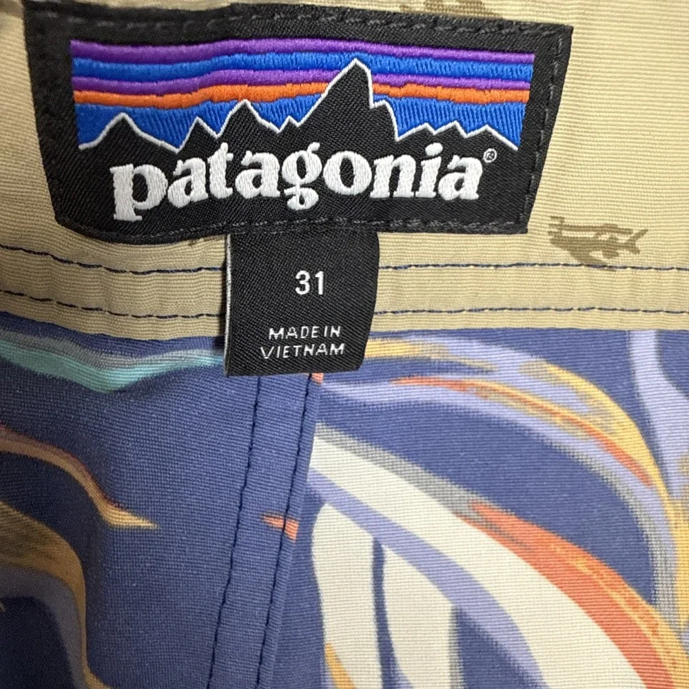 Patagonia Floral Birds Purple Swim Trunks Nylon Unlined Men's 31 8